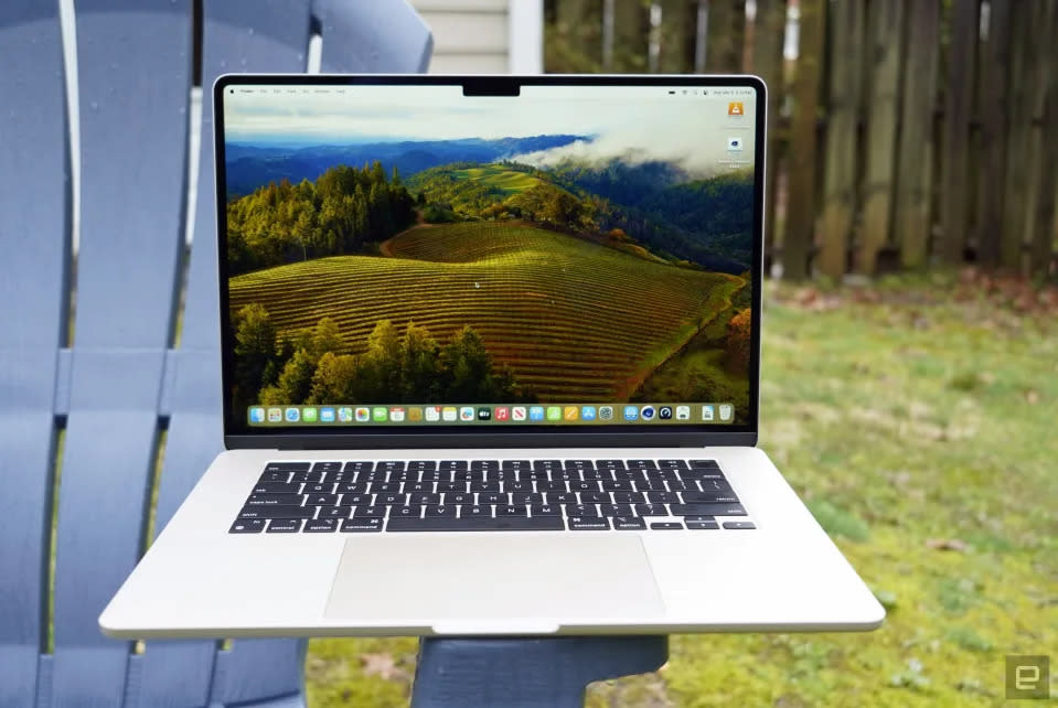 Το MacBook Air M3 της Apple πέφτει στο ιστορικό χαμηλό των 899 $