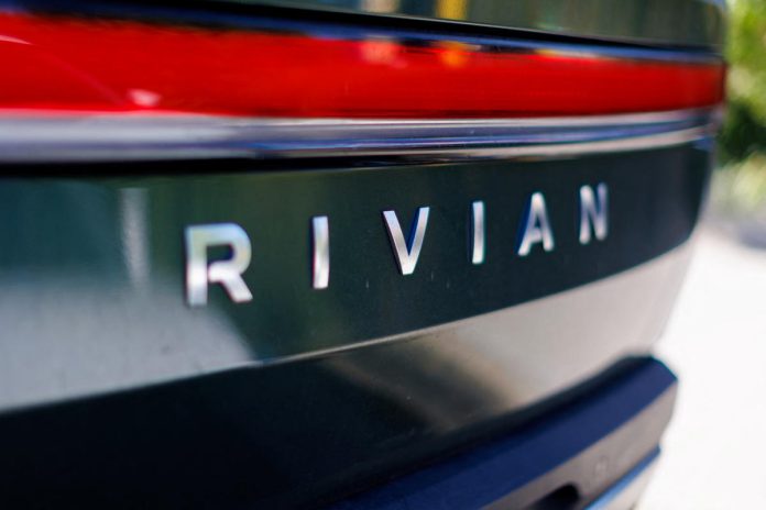 Διακανονισμός Tesla και Rivian σε αγωγή εμπορικών μυστικών