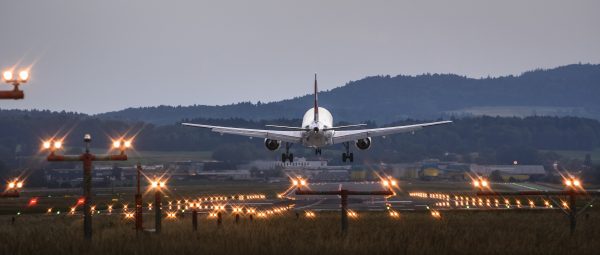 Αερομεταφορείς: Πικ Χριστουγέννων - - TechFreak.GR