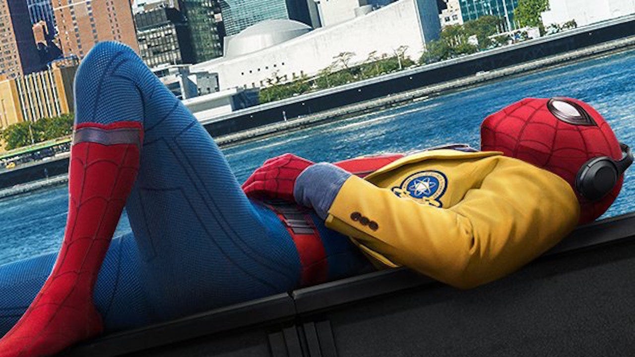 Ο Spider-Man χαλαρώνει ακούγοντας μουσική στο Spider-Man: Homecoming