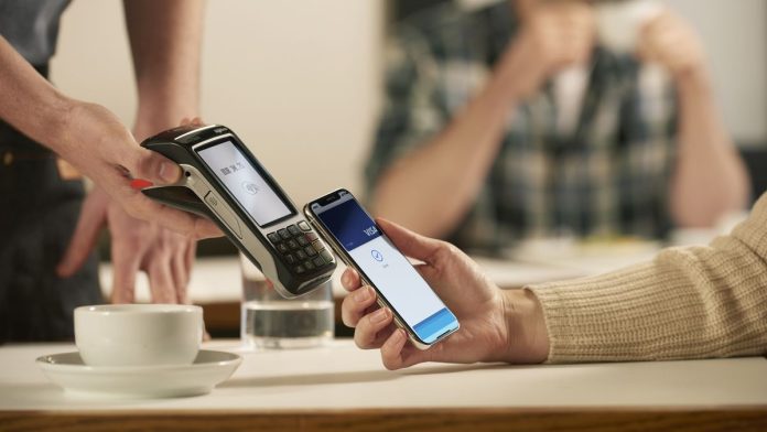 Ο πρώτος ανταγωνιστής του Apple Pay για iPhone: Πλεονεκτήματα και μειονεκτήματα