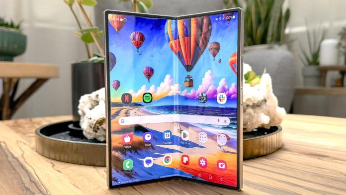 Η αναβάθμιση του Samsung Galaxy Z Flip 7 απειλεί το Galaxy Z Fold FE