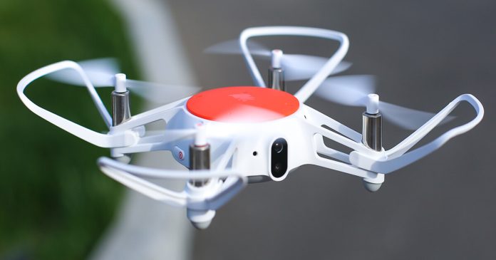 Xiaomi MITU Mini RC Drone με κάμερα HD και έλεγχο smartphone σε προσφορά 40€