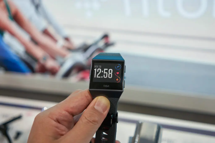 Fitbit πληρώνει πρόστιμο 12 εκ. δολ. για Ionic smartwatches - TechFreak.GR